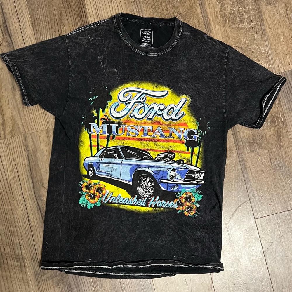 Ford graphic T medium